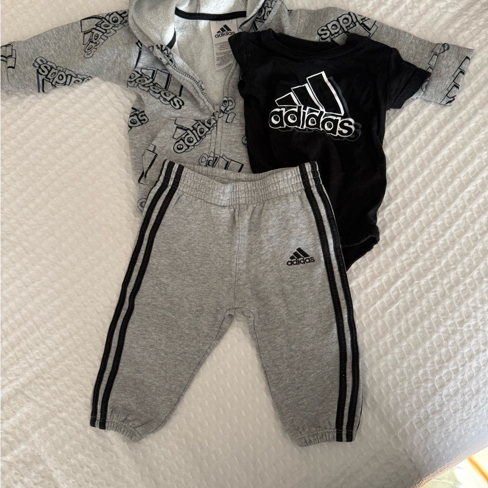 adidas Kids Matching Set in Black and Gray